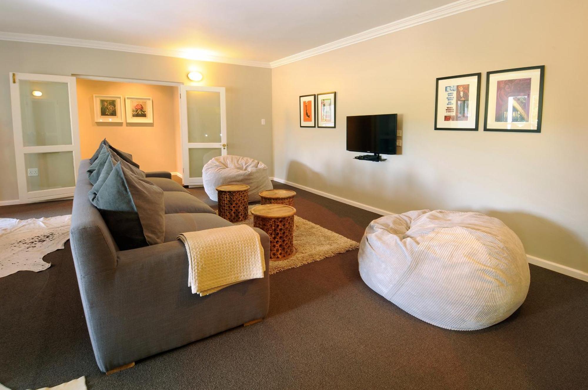 8A Grahamstown By The Oyster Collection Hotel Kamer foto