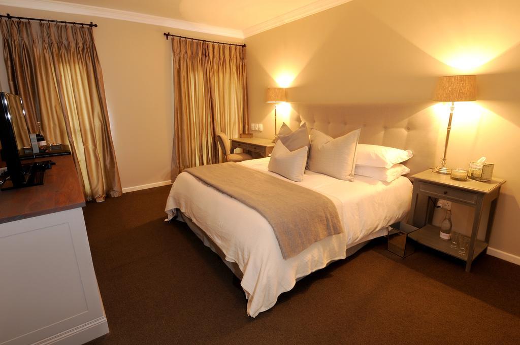 8A Grahamstown By The Oyster Collection Hotel Kamer foto