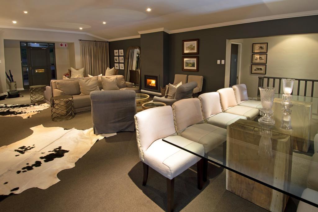 8A Grahamstown By The Oyster Collection Hotel Kamer foto